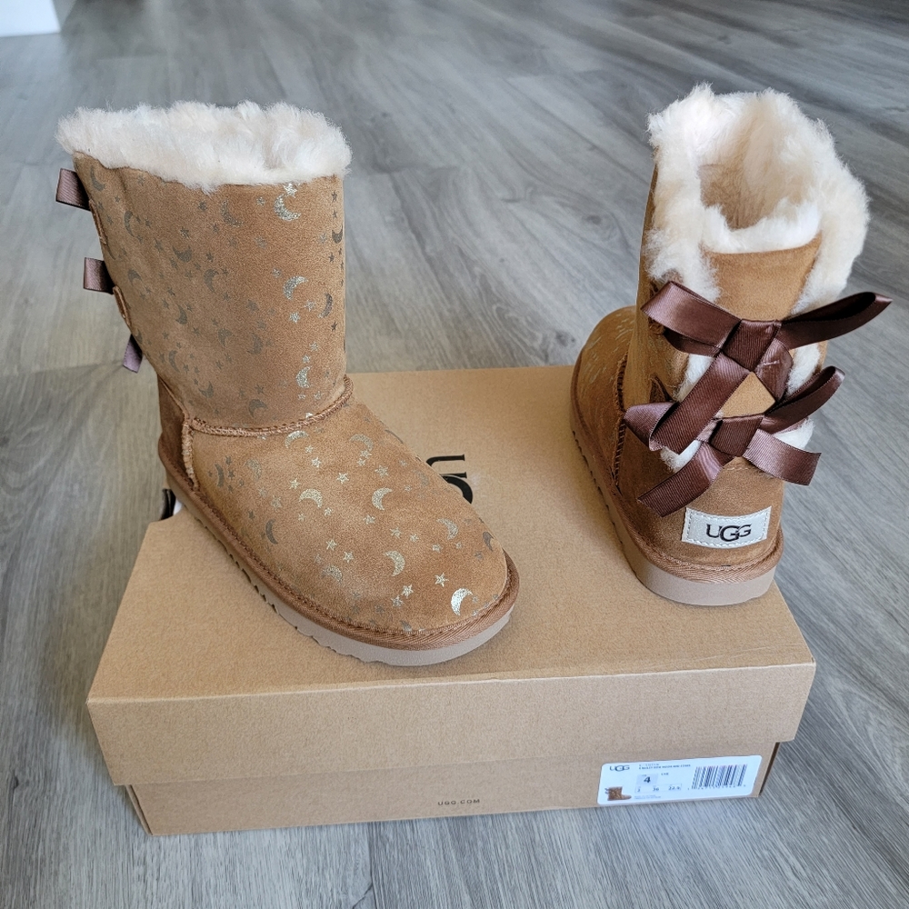 UGG Kids Bailey Bow Moon and Stars Suede Boot